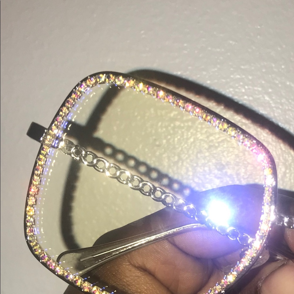 Fashion frames/non-prescription Eyeglasses - Picture 4 of 8